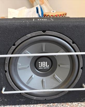 Subwoofer e amplificatore