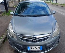 Opel corsa 1.2 gpl di serie anno 2011