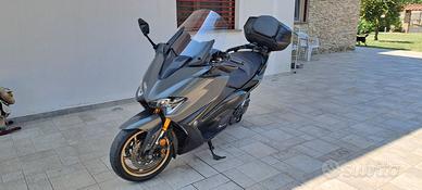 Yamaha T Max 560 - 2022