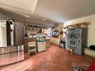 PORZIONE DI TRIFAMILIARE A MASSANZAGO