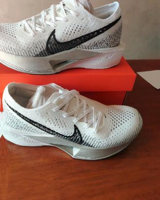 Scarpe Running Nike con Piastra Carbonio - 41
