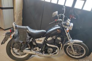 Honda custom VT 500 - 1984