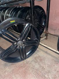 Set cerchioni audi 19”