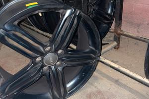 Set cerchioni audi 19”
