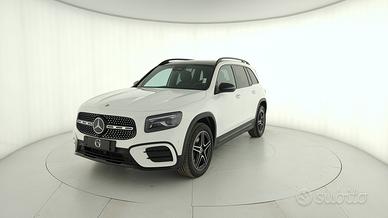 MERCEDES-BENZ GLB 200 d