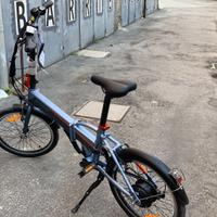 Bici pieghevole a pedalata assistita Tilt 500e