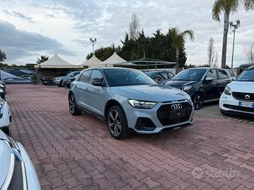 Audi A1 allstreet 30 TFSI S tronic Identity Contra