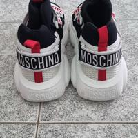 scarpe (mai usate )marca Moschino  uomo