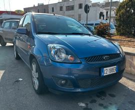 Ford fiesta 1.4 tdci titanium