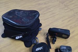 borsa serbatoio GIVI più accessori 
