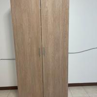 Armadio bianco e rovere