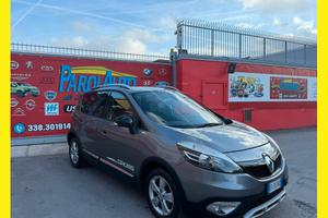 Renault Scenic XMod Cross 1.5 dCi 110cv - 2014