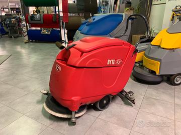Lavapavimenti professionale RCM Byte