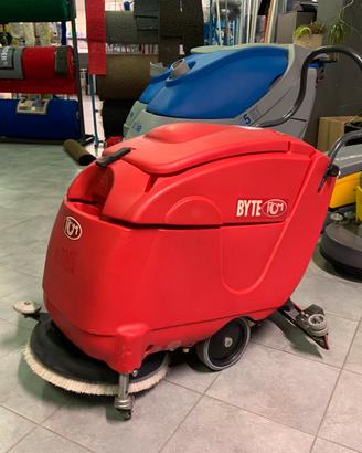 Lavapavimenti professionale RCM Byte