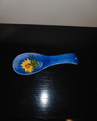 cucchiaio di ceramica 