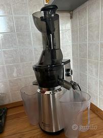 Estrattore di succo Ariston Hotpoint