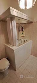 Vasca da bagno per anziani /disabili . 