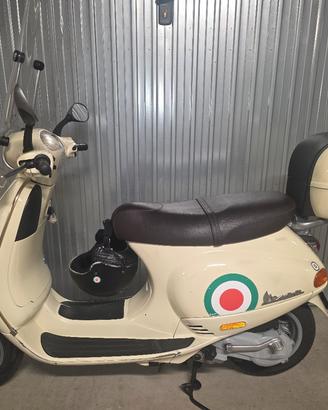 VESPA PIAGGIO ET4 125 10000KM! 