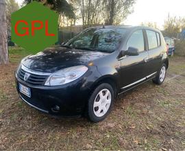 Neopatentati DACIA Sandero 1ª serie - 2010