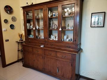Credenza/vetrina in legno massello stile arte pove