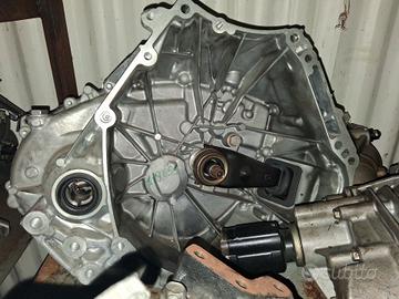 Cambio mazda 2 1.5 benzina 6 marce