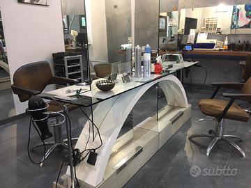 4 Postazioni di lavoro x parrucchiere