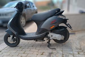 zip  4t 