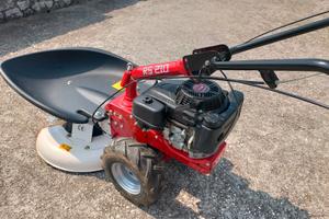 Rotofalciatrice a scoppio