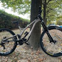 Commencal Supreme V4 2022
