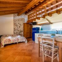 Camera con cucina e bagno privato