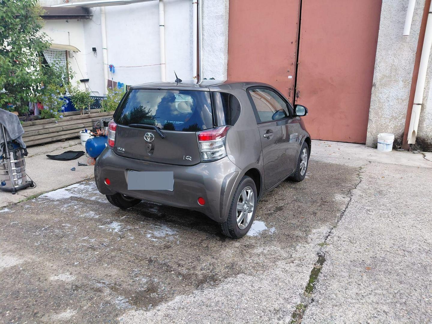 Toyota Iq 2010 photo 5