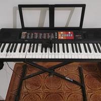 tastiera yamaha F51 pari al nuovo
