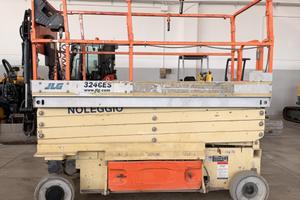 Piattaforma verticale JLG ES3246 - Usata