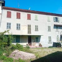 Viarigi paese: trifamiliare da ristrutturare