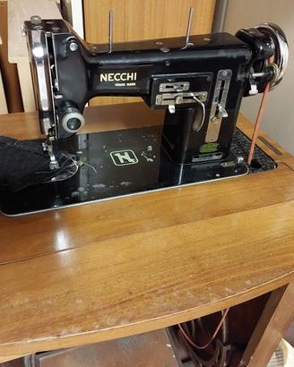 Vintage Necchi Bu Nova macchina da cucire