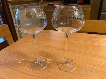 Coppia di bicchieri da vino