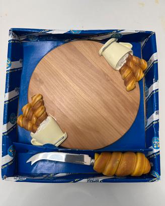 Simpatico tagliere con coltello x tagliare il form