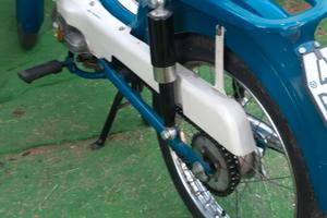 motorino con libretto verde e targa piccola 