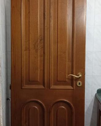 Porte da interno in castagno