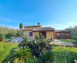 Rustico in collina Volterra