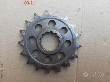 PIGNONE 15 PASSO 520 YAMAHA R1 Fz1