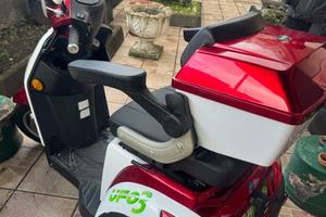 Scooter elettrico UFO 3 per anziani e disabili