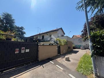 CASA SEMINDIPENDENTE A RHO
