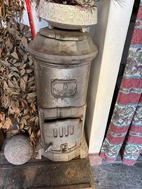 Antica Stufa in ghisa