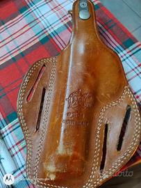 Custodia pistola k in cuoio.