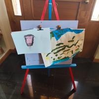 cavalletto da pittura in legno colorato 