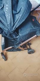 passeggino fronte mamma fronte strada 