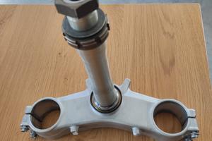 Piastra forcella inferiore Kawasaki Ninja ZX-10R