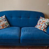 Divano a 2 posti nuovo da IKEA