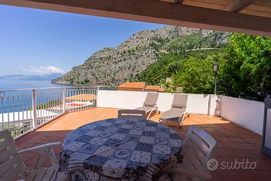 Casa in spiaggia terrazzata